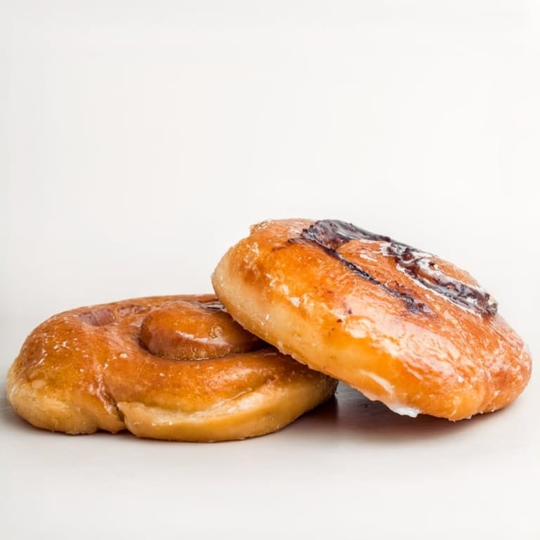 Indulge in Our Irresistible Cinnamon Rolls